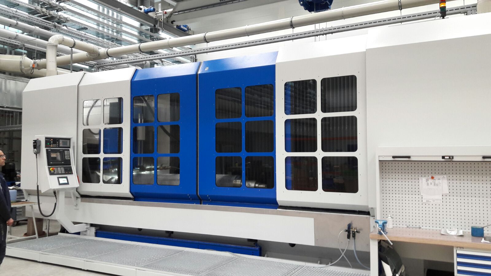 Schallschutzverkleidung einer Schleifmaschine